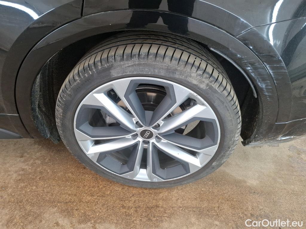  Audi  Q5 AUDI  / 2020 / 5P / SUV 50 TFSI e 299 QTT S TRONIC 7 AVUS #42