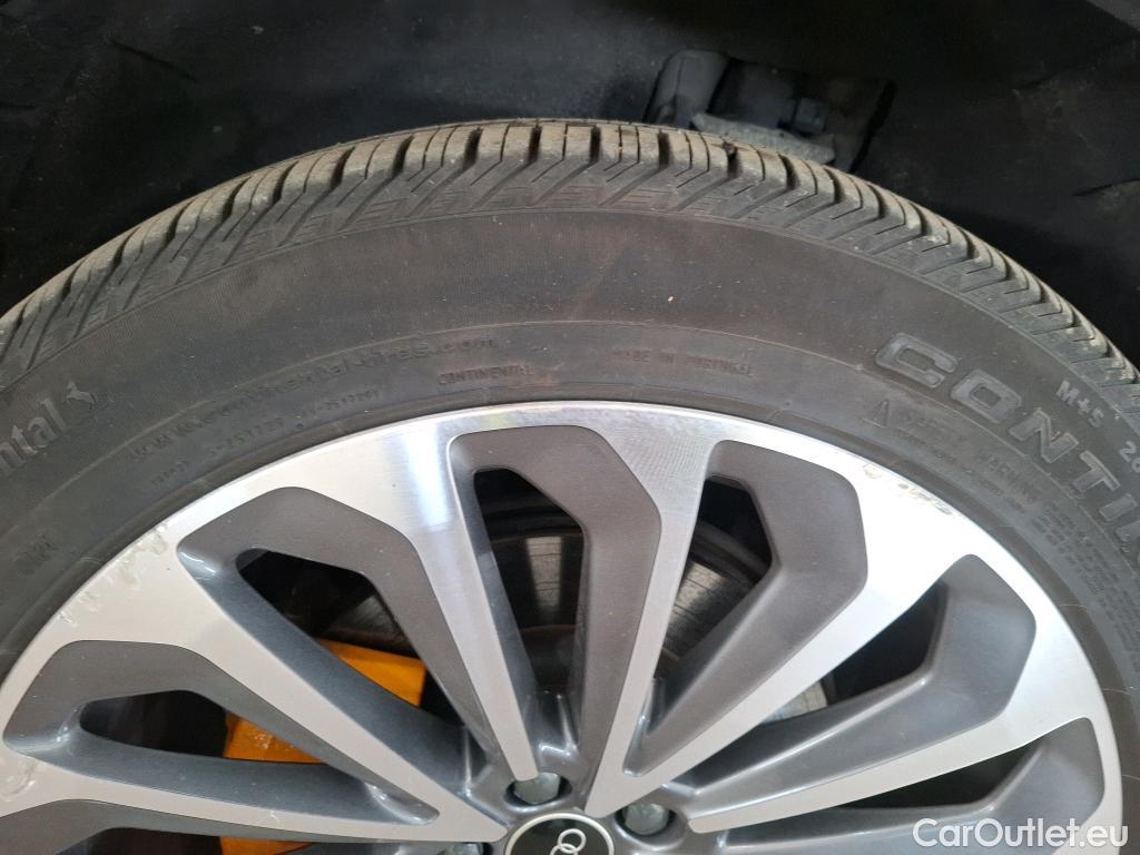  Audi  E-TRON AUDI  Sportback / 2019 / 5P / SUV 55 Quattro Avus #46