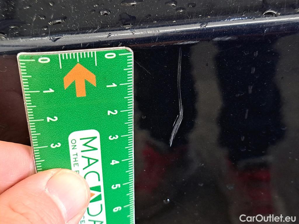  Mercedes  G-Klasee MERCEDES-BENZ GLE / 2020 / 5P / SUV GLE 350 de 4MATIC AMG Line #12