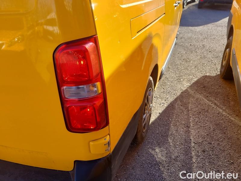  Peugeot  Expert  LCV (2016) Exp.2.0HDi 120 Premium L3H1 4d #8