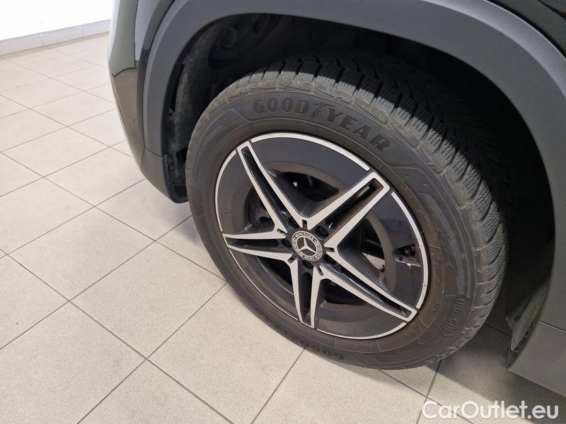  Mercedes  EQB   (BM243) (2021)  300 4Matic AT 5d #16