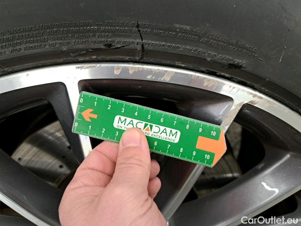  Mercedes  G-Klasee MERCEDES-BENZ GLE / 2020 / 5P / SUV GLE 350 de 4MATIC AMG Line #16