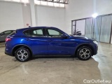  Alfa Romeo   STELVIO ALFA ROMEO / 2017 / 5P / SUV 2.2 TD 190 CV SUPER BUSINESS AT8 Q4 #7