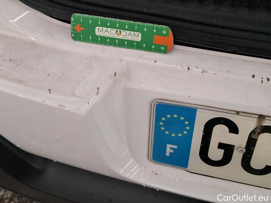  Citroen  C3  Société Feel 1.5 BlueHDI 100CV BVM6 E6d #7