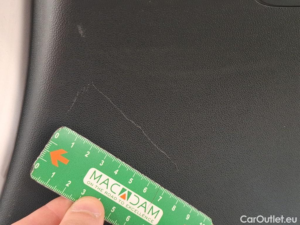  Citroen  C3  Société Feel 1.5 BlueHDI 100CV BVM6 E6d #18