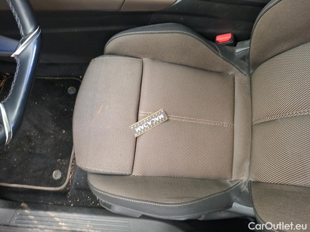  DS  DS7 DS DS 7 Crossback / 2017 / 5P / SUV E-TENSE 225 Business #67