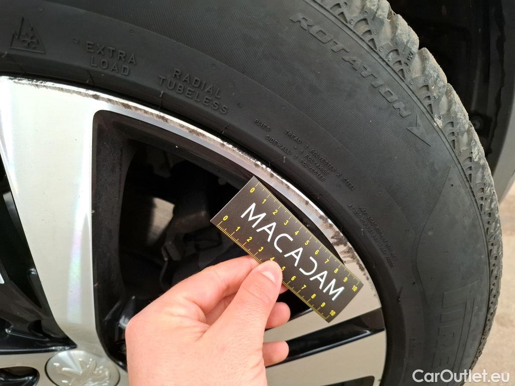  Peugeot  3008  Allure 1.5 HDi 130CV BVA8 E6dT #36