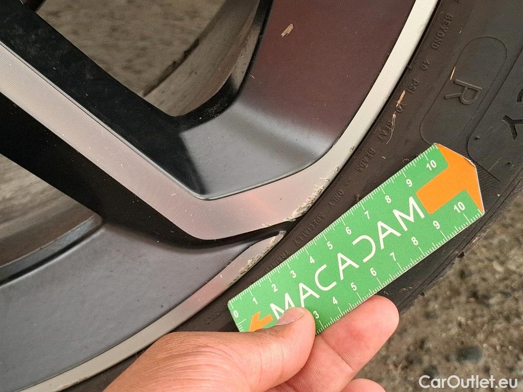  LYNK & Co  01 LYNK & CO  / 2020 / 5P / SUV 1.5 261ch  Hybride Rechargeable OPERATION STOCK #26