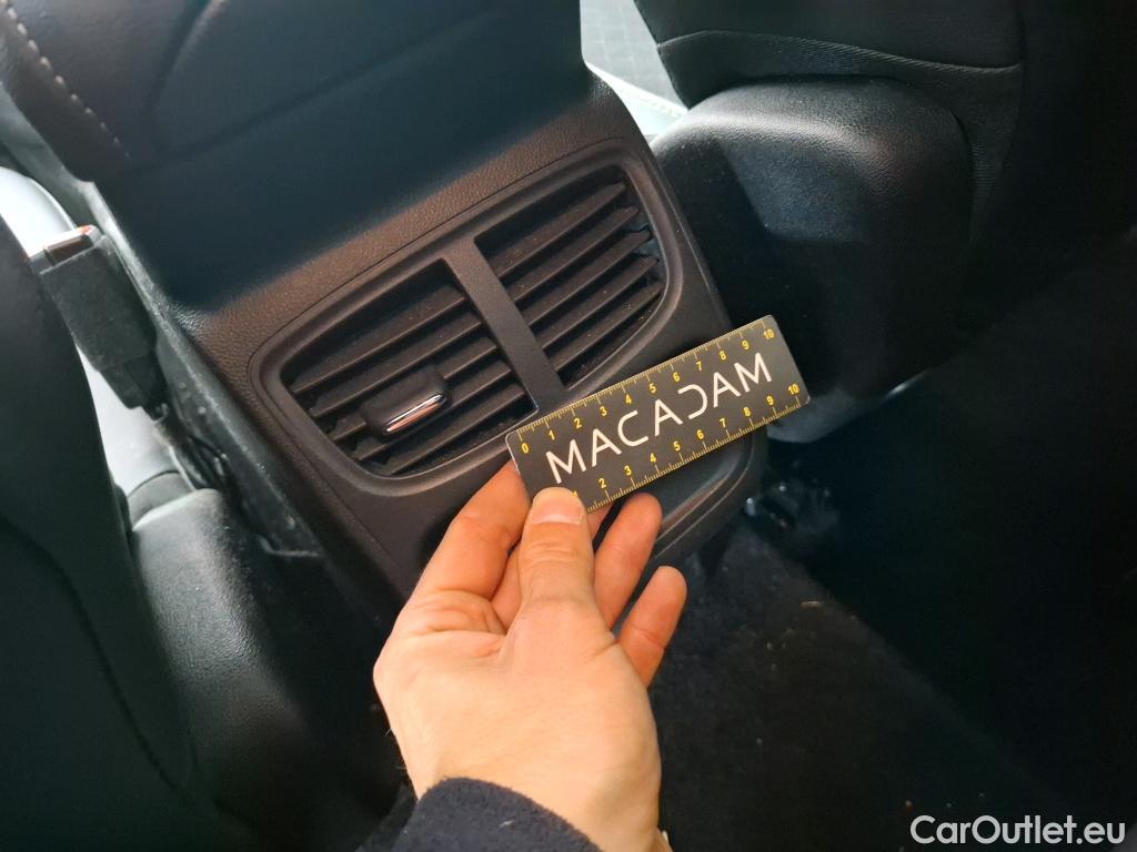  Opel   Grandland X Grandland X Business Elegance 1.5 130CV BVA8 E6d #16