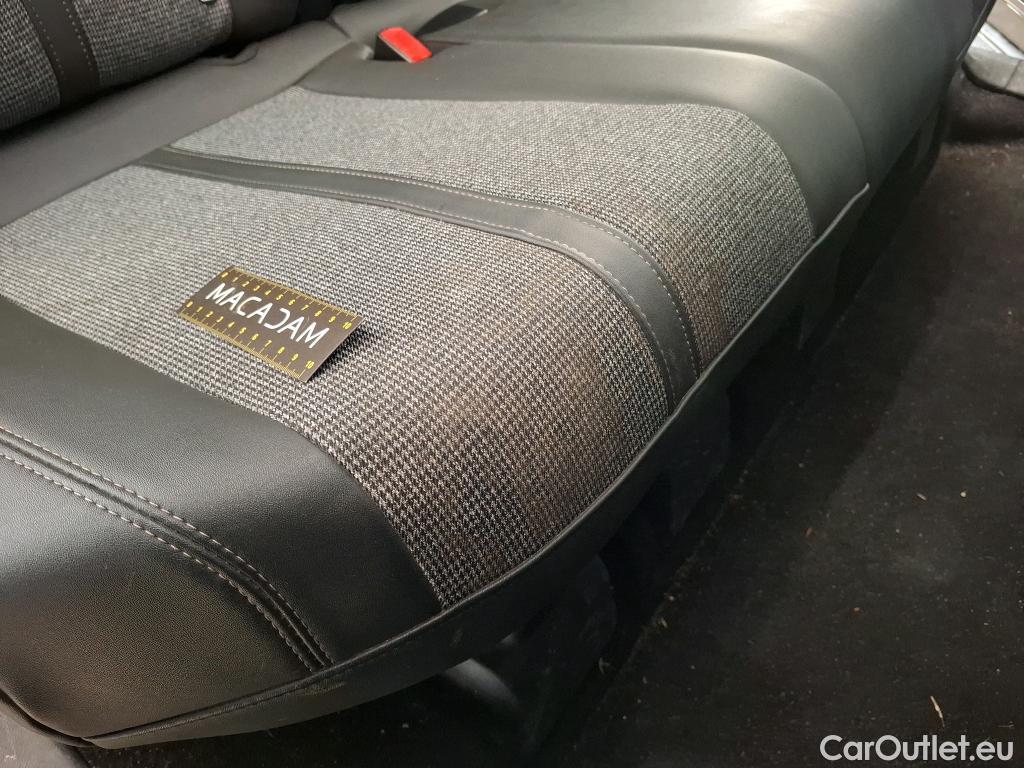  Peugeot  3008  Allure 1.5 HDi 130CV BVA8 E6dT #51