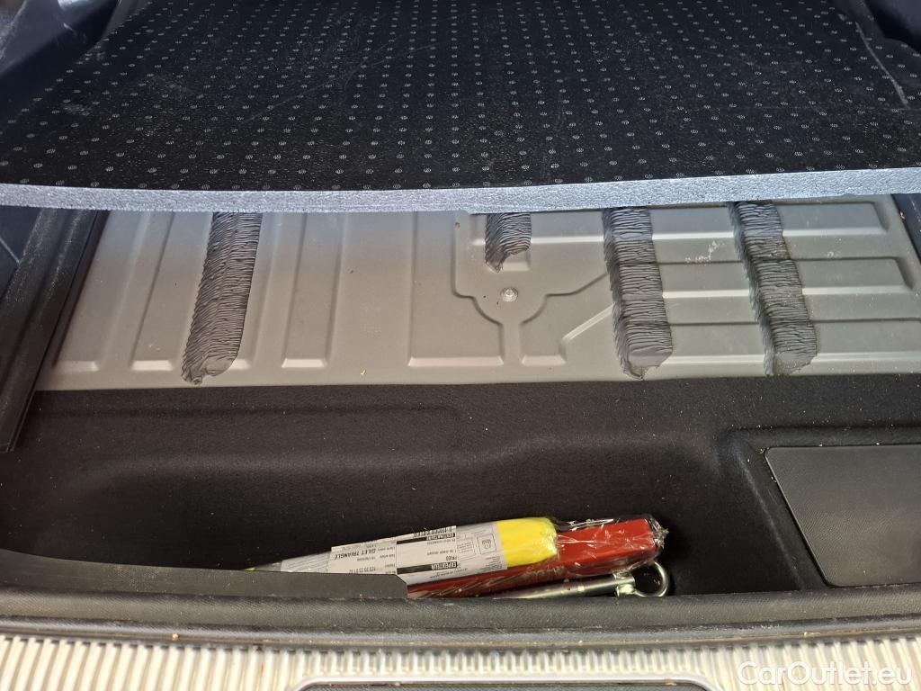  DS  DS7 DS DS 7 Crossback / 2017 / 5P / SUV E-TENSE 225 Business #14