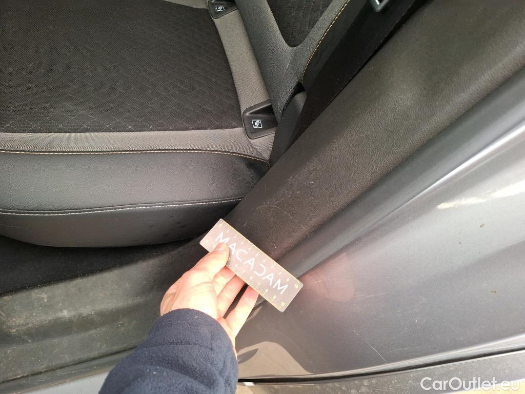  Opel   Grandland X Grandland X Business Elegance 1.5 130CV BVA8 E6d #20