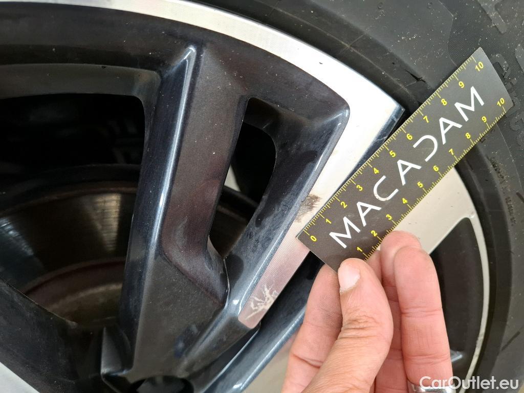  Peugeot  3008  Allure 1.5 HDi 130CV BVA8 E6dT #29