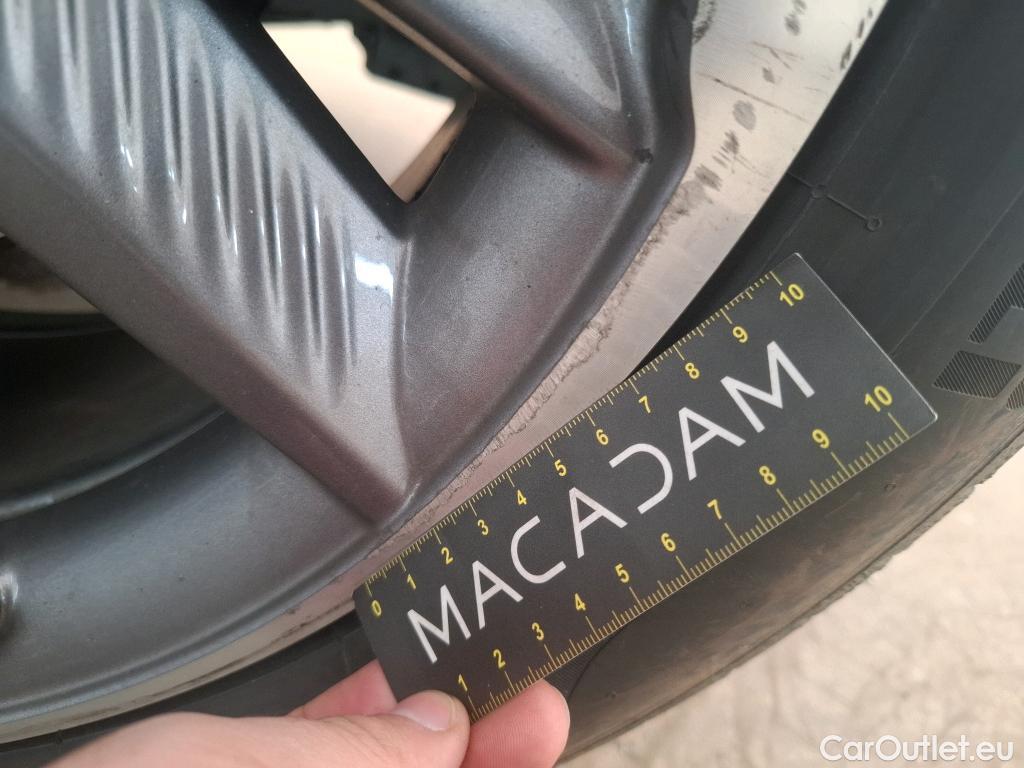  DS  DS7 DS DS 7 Crossback / 2017 / 5P / SUV E-TENSE 225 Business #57