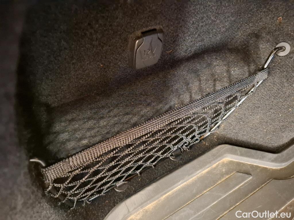  LYNK & Co  01 LYNK & CO  / 2020 / 5P / SUV 1.5 261ch  Hybride Rechargeable OPERATION STOCK #52