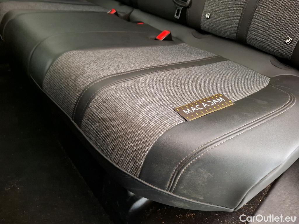  Peugeot  3008  Allure 1.5 HDi 130CV BVA8 E6dT #49