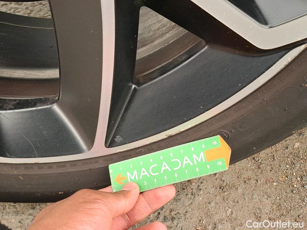  LYNK & Co  01 LYNK & CO  / 2020 / 5P / SUV 1.5 261ch  Hybride Rechargeable OPERATION STOCK #27