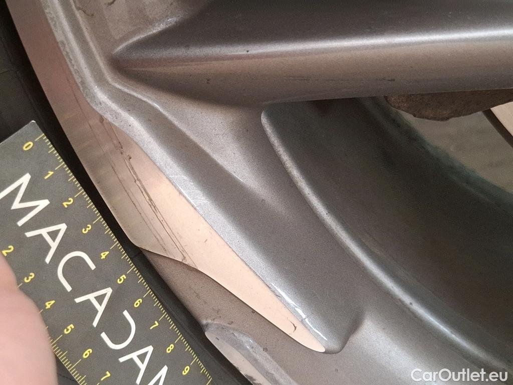  DS  DS7 DS DS 7 Crossback / 2017 / 5P / SUV E-TENSE 225 Business #52