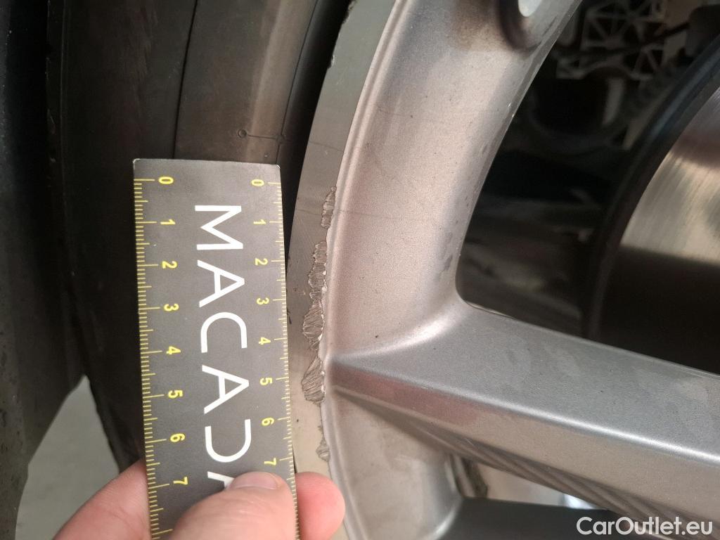  DS  DS7 DS DS 7 Crossback / 2017 / 5P / SUV E-TENSE 225 Business #58