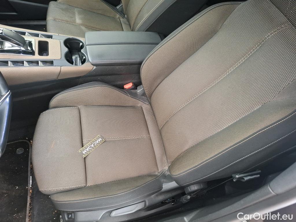  DS  DS7 DS DS 7 Crossback / 2017 / 5P / SUV E-TENSE 225 Business #66