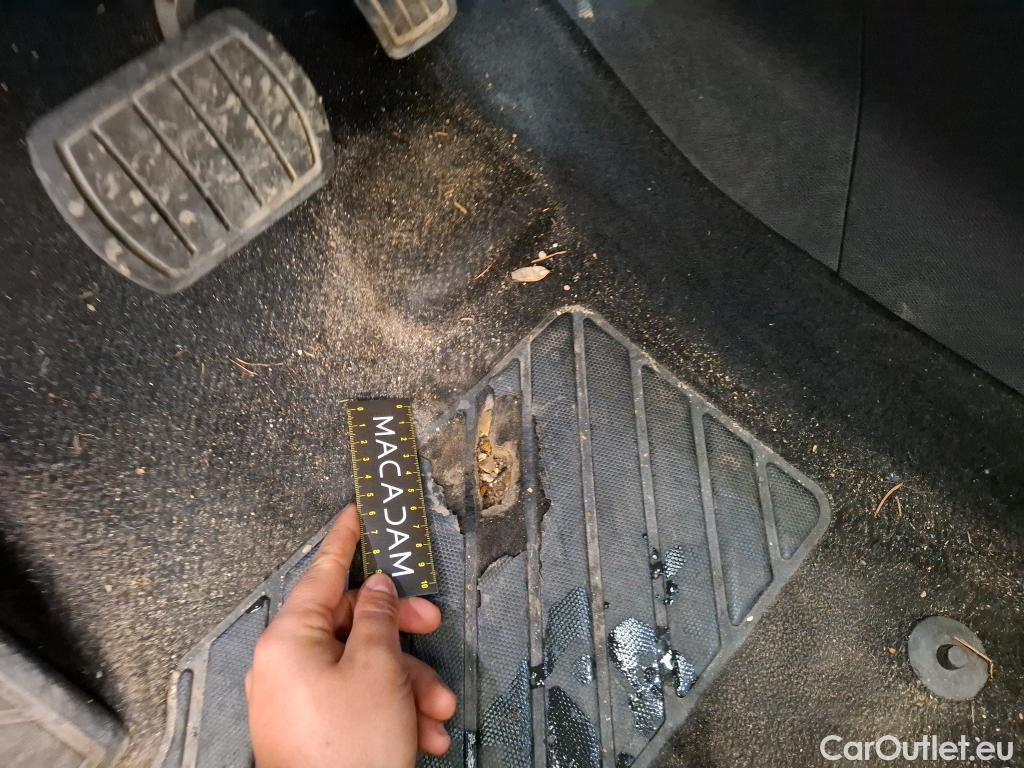  Peugeot  3008  Allure 1.5 HDi 130CV BVA8 E6dT #3