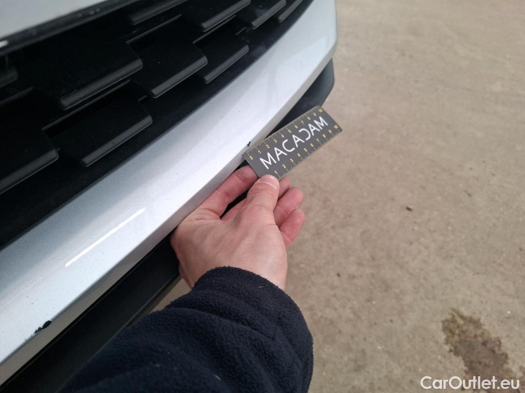  Opel   Grandland X Grandland X Business Elegance 1.5 130CV BVA8 E6d #38