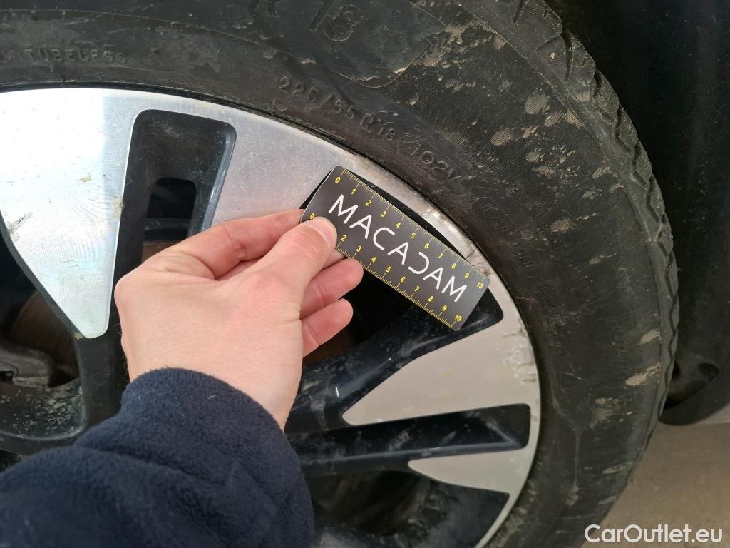  Opel   Grandland X Grandland X Business Elegance 1.5 130CV BVA8 E6d #13