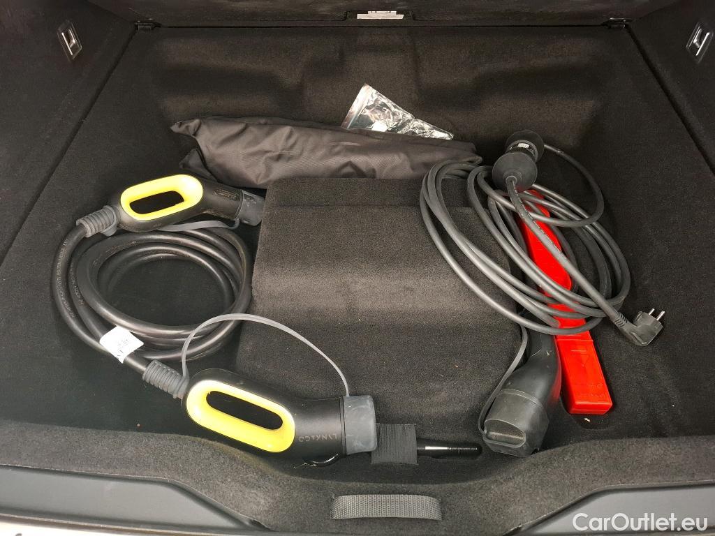  LYNK & Co  01 LYNK & CO  / 2020 / 5P / SUV 1.5 261ch  Hybride Rechargeable OPERATION STOCK #42