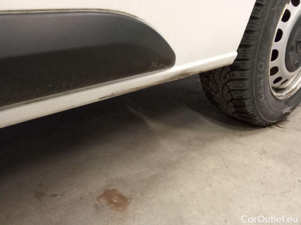  Opel  Vivaro Viv. Van Com. 120 D L2 #4