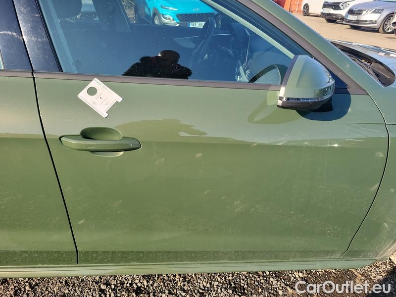  Audi  A4  Avant (8WD)  (2019)  Av. 40 TDI S line quat. AT #26