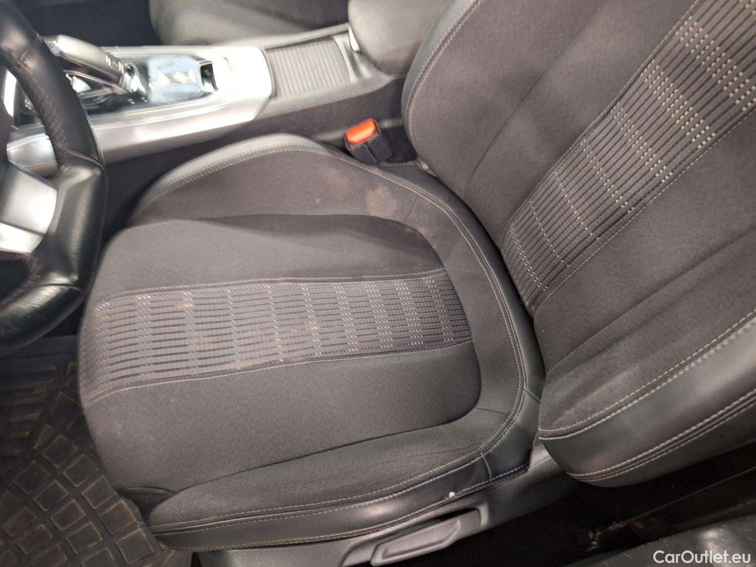  Peugeot  308 Peugeot,  SW FL'17, Peugeot  SW 1.5 BlueHDi 130 S&S EAT8 Allure 5d #50