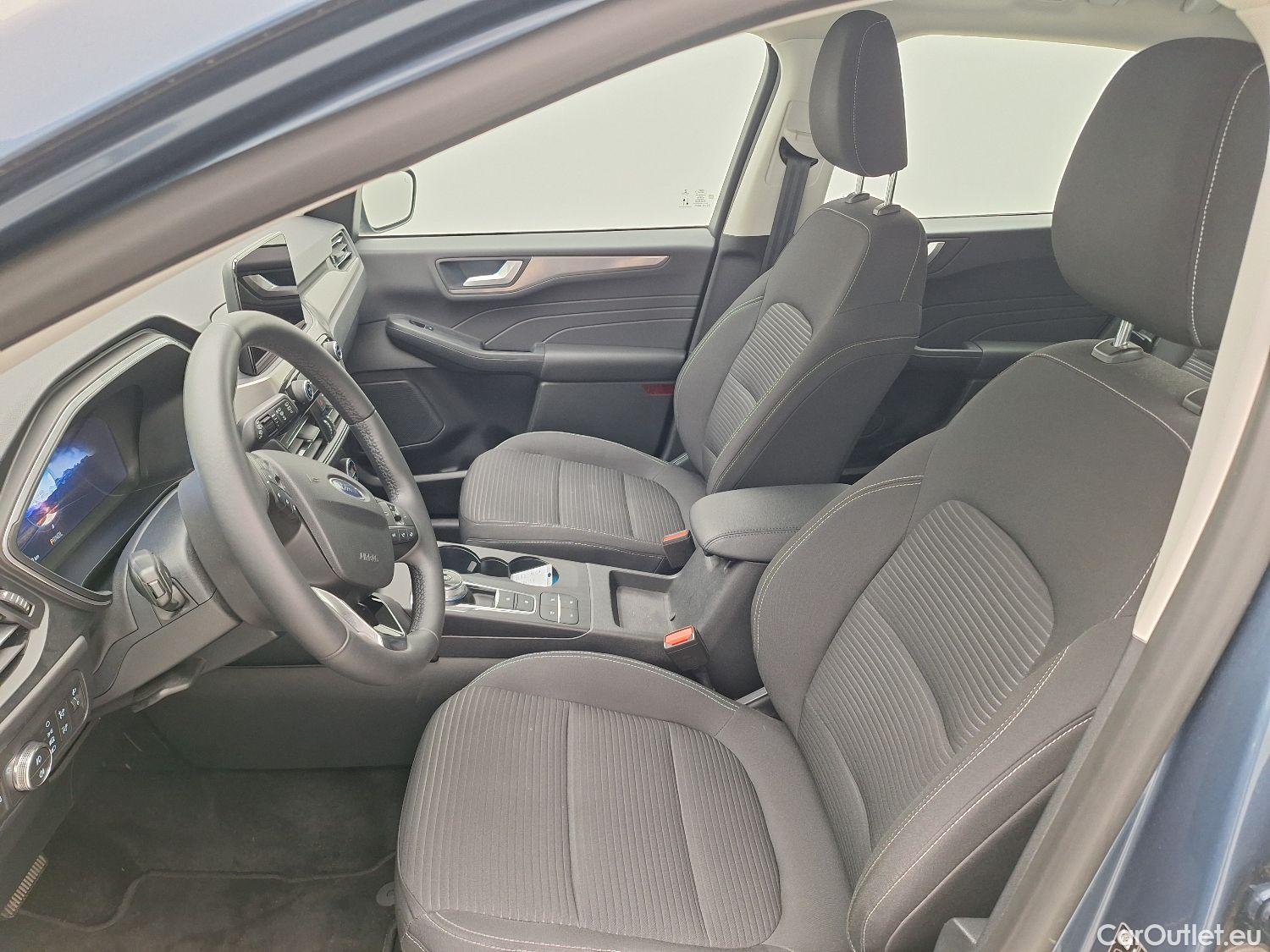  Ford  Kuga Ford,  '19, Ford  2.5i PHEV Aut. 165kW Titanium 5d #15