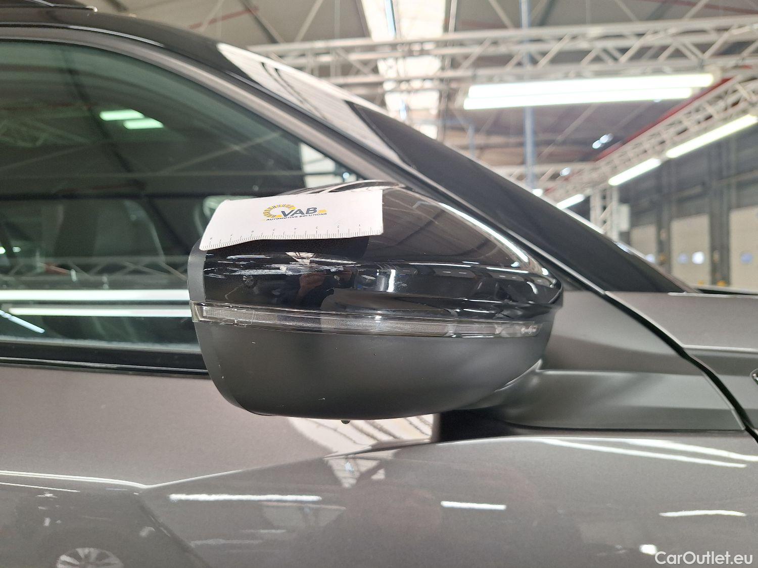  Peugeot  2008 Peugeot,  '19, Peugeot  1.5 BlueHDi 81kW S&S GT 5d #1