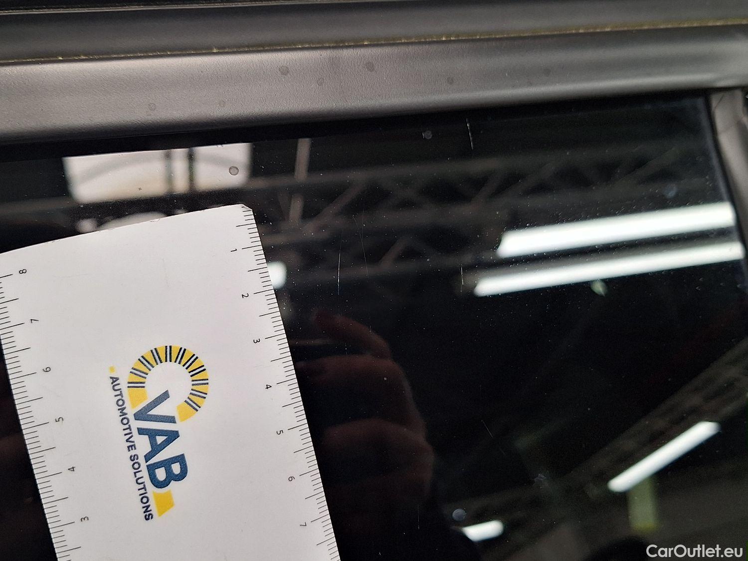  Peugeot  2008 Peugeot,  '19, Peugeot  1.5 BlueHDi 81kW S&S GT 5d #35