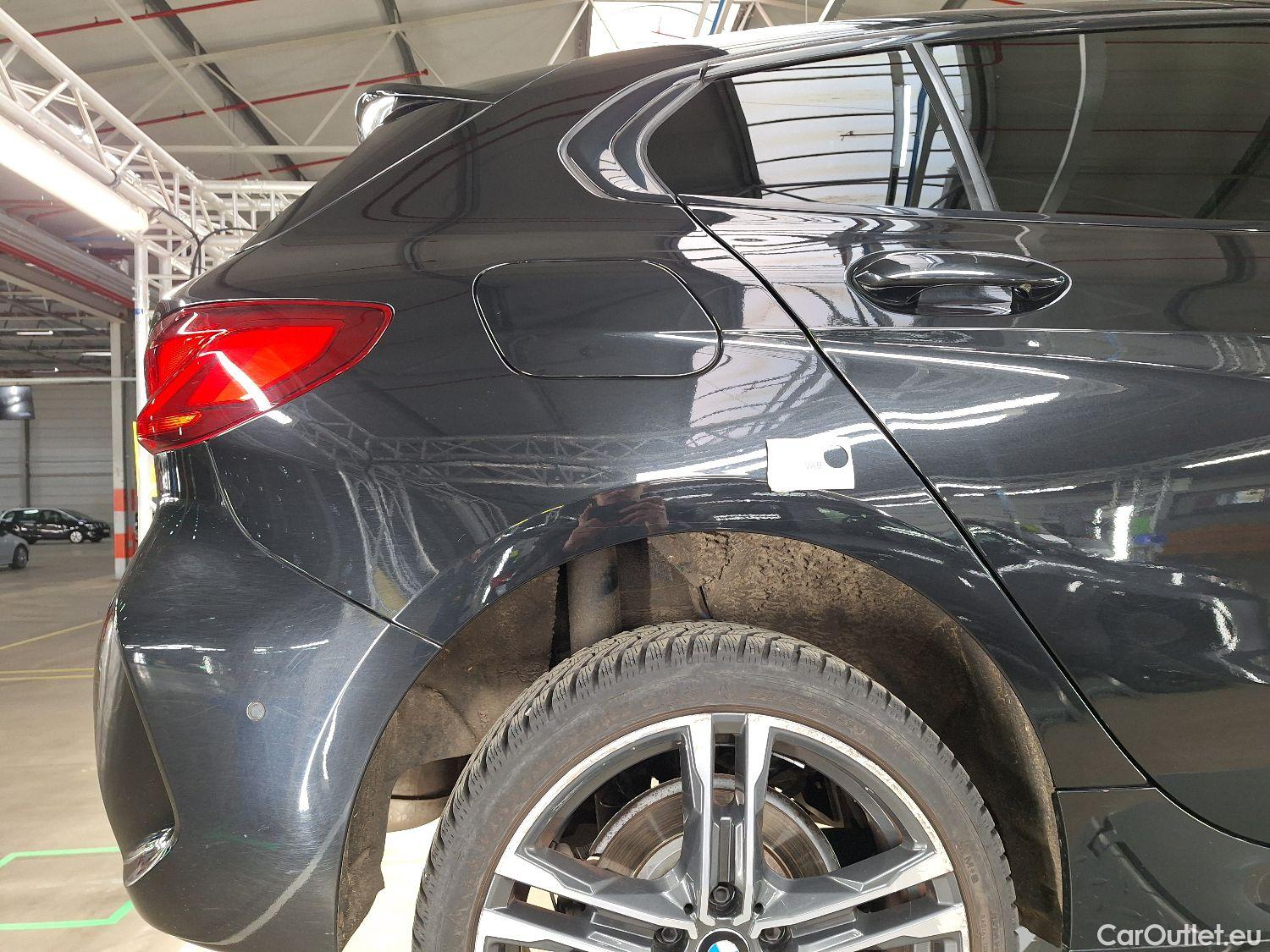  Bmw  Serie 1 BMW, 1-serie '19, BMW 1 Reeks Hatch 116iA (80 kW) 5d #14