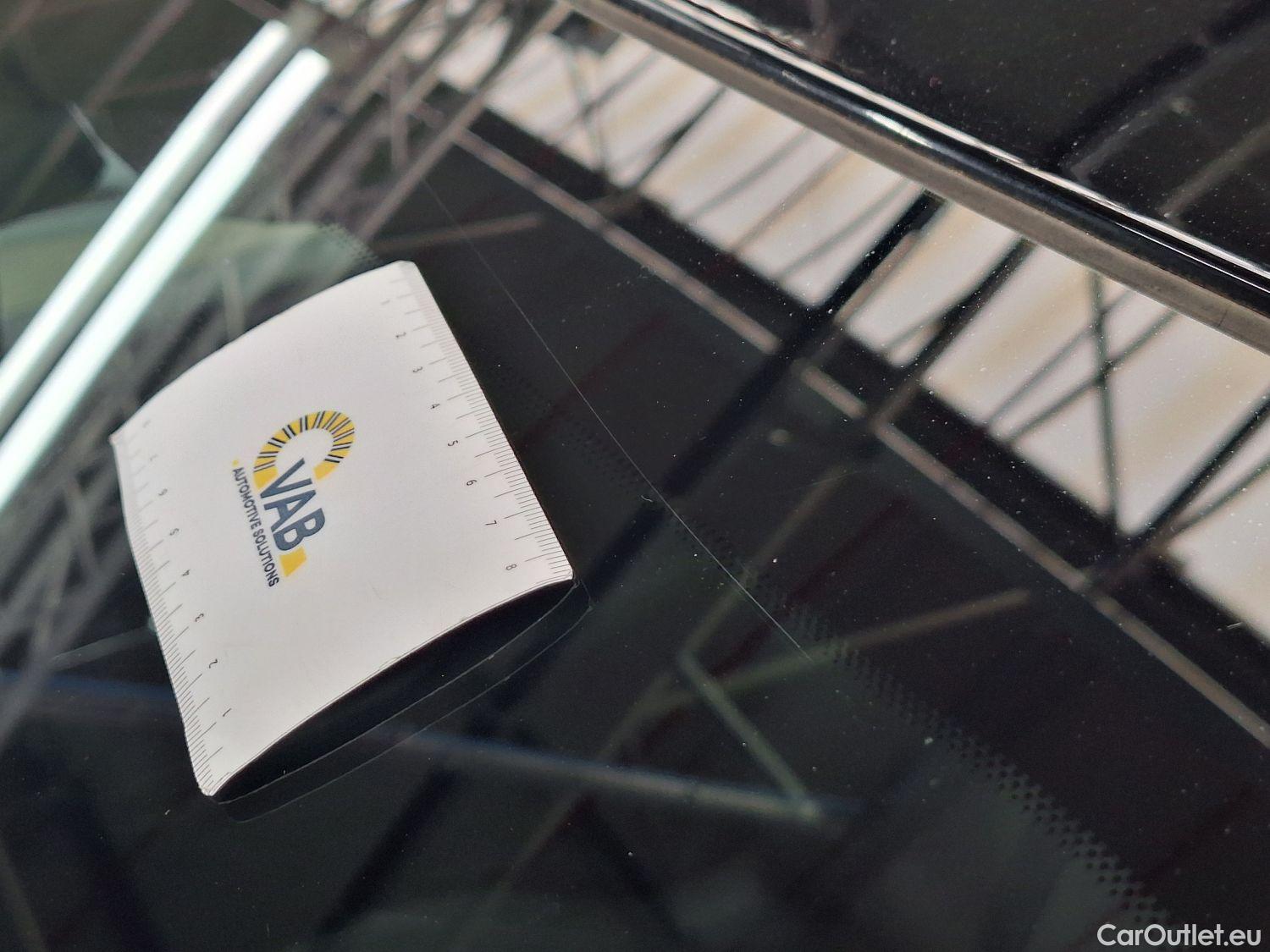  Peugeot  2008 Peugeot,  '19, Peugeot  1.5 BlueHDi 81kW S&S GT 5d #57