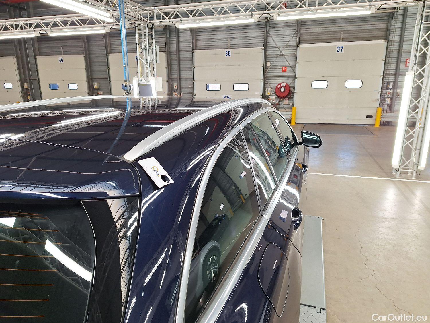  Mercedes  E-Klasse Mercedes, E-Class Break FL'20, Mercedes-Benz  Break E 220d 5d #50