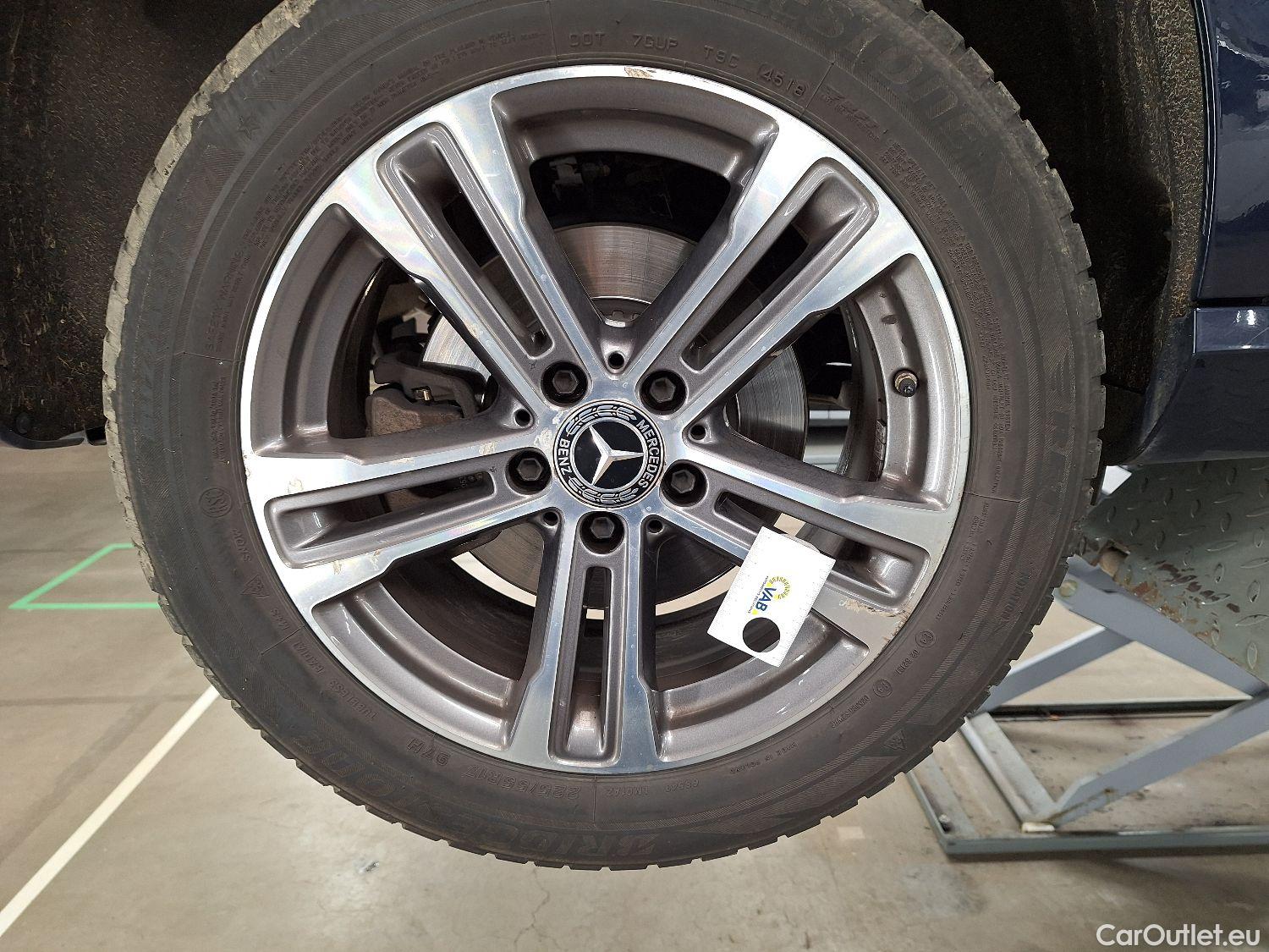  Mercedes  E-Klasse Mercedes, E-Class Break FL'20, Mercedes-Benz  Break E 220d 5d #14