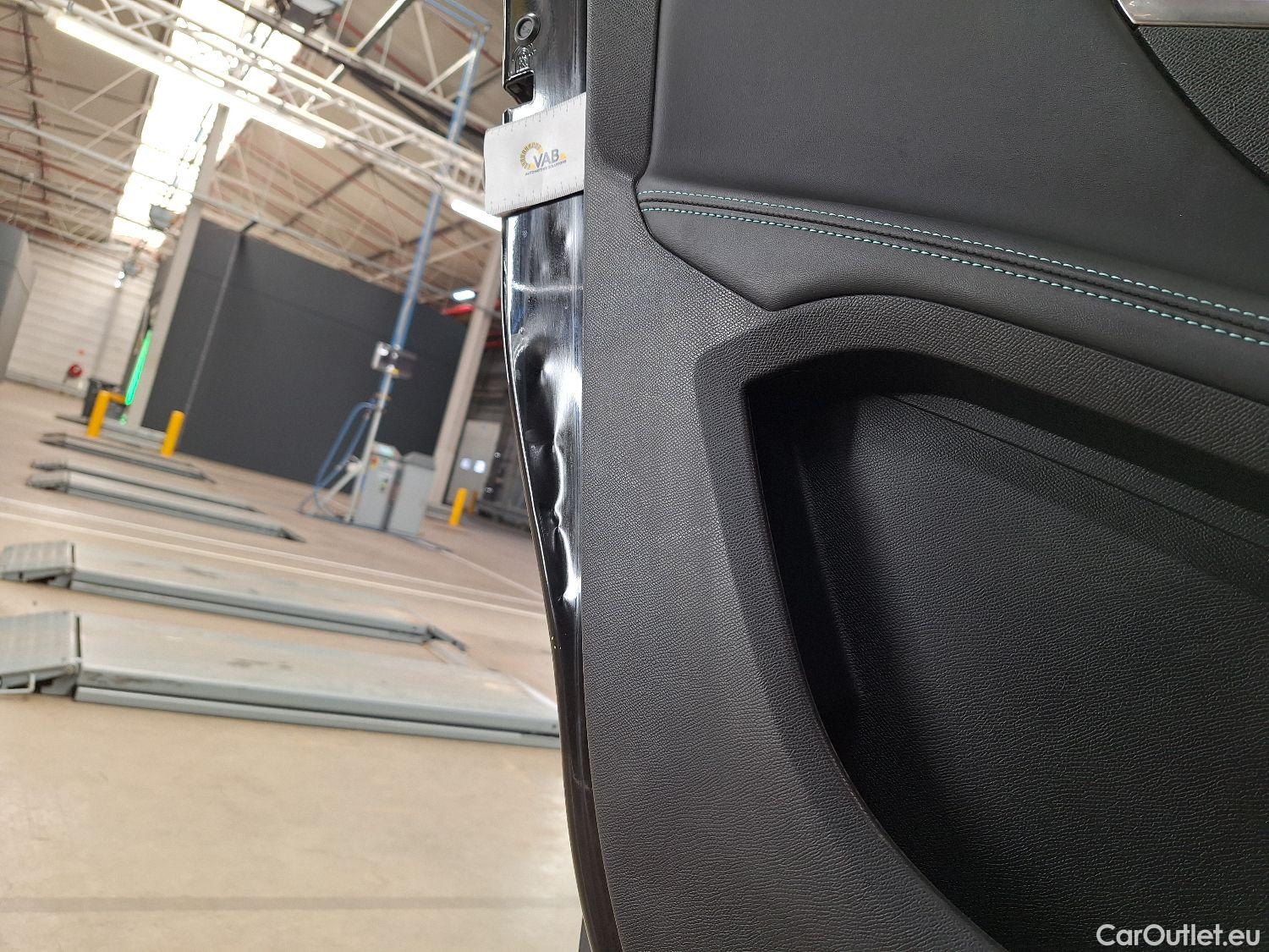  Peugeot  5008 Peugeot,  1.5BHDi-kw,  1.5BHDi 96kW Allure #42