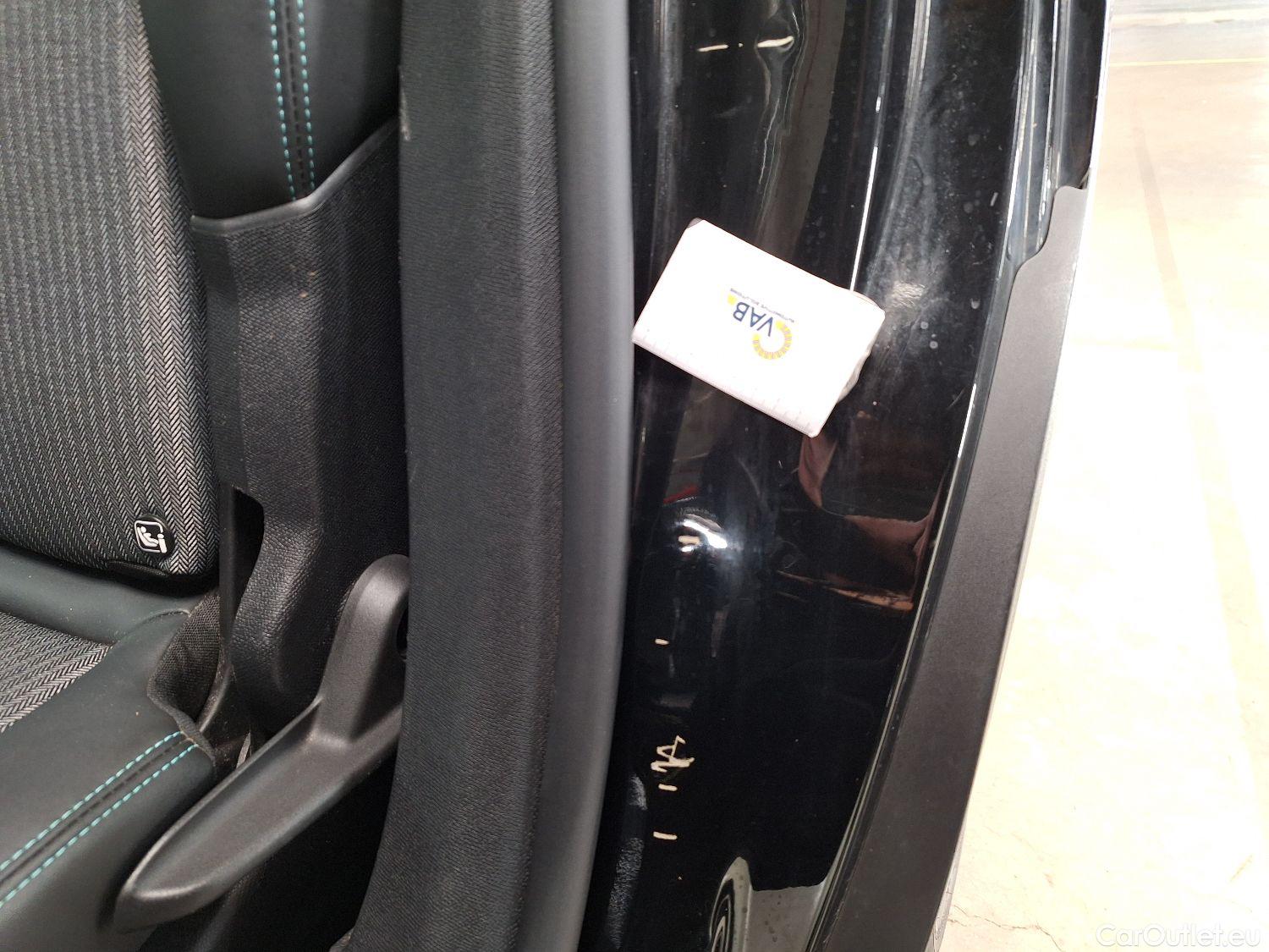  Peugeot  5008 Peugeot,  1.5BHDi-kw,  1.5BHDi 96kW Allure #45