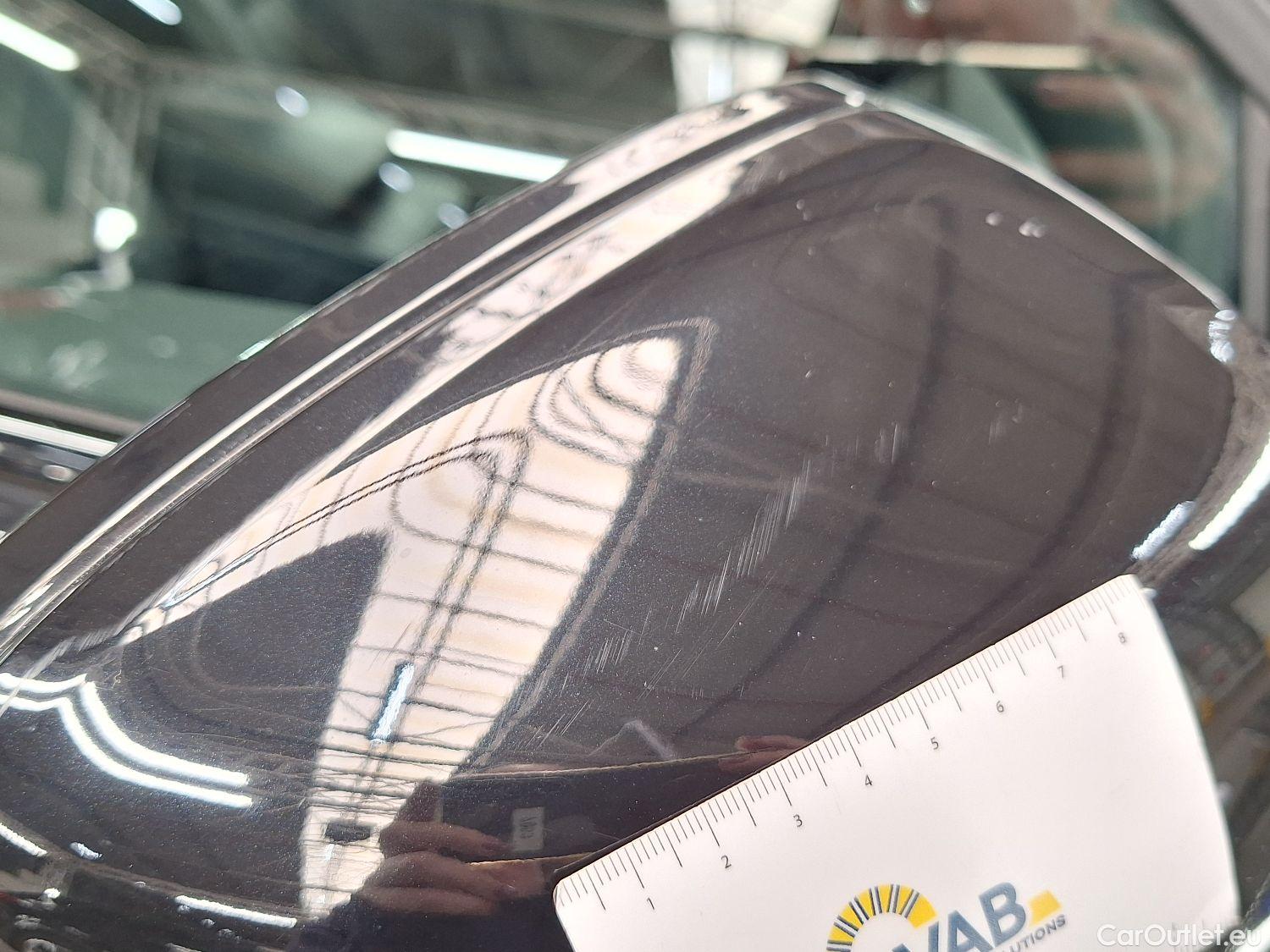  Volvo  XC 40 Volvo, XC40 '17, Volvo XC40 T3 Geartronic R-Design 5d #32