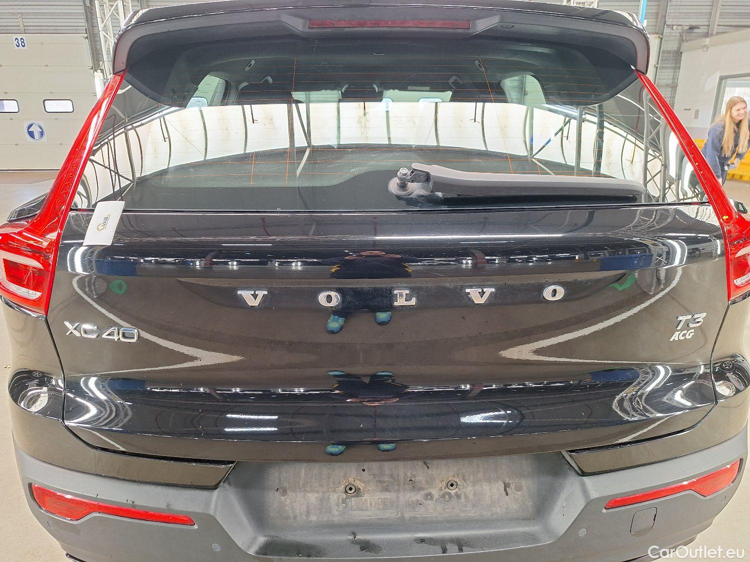  Volvo  XC 40 Volvo, XC40 '17, Volvo XC40 T3 Geartronic R-Design 5d #51