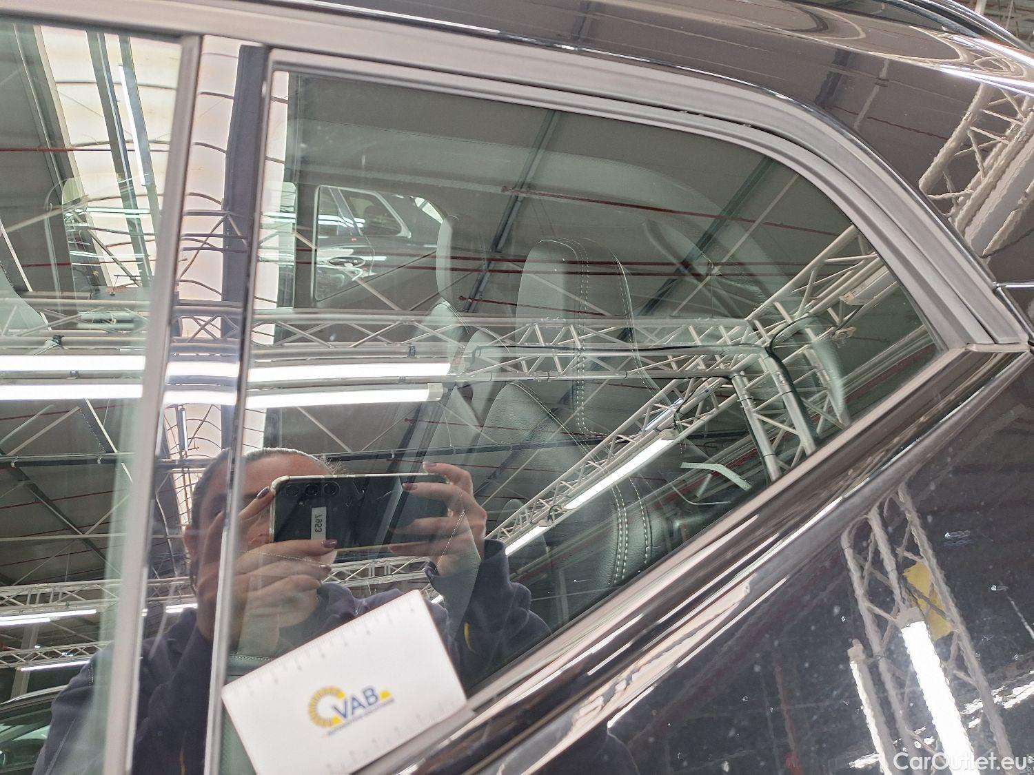  Volvo  XC 40 Volvo, XC40 '17, Volvo XC40 T3 Geartronic R-Design 5d #66