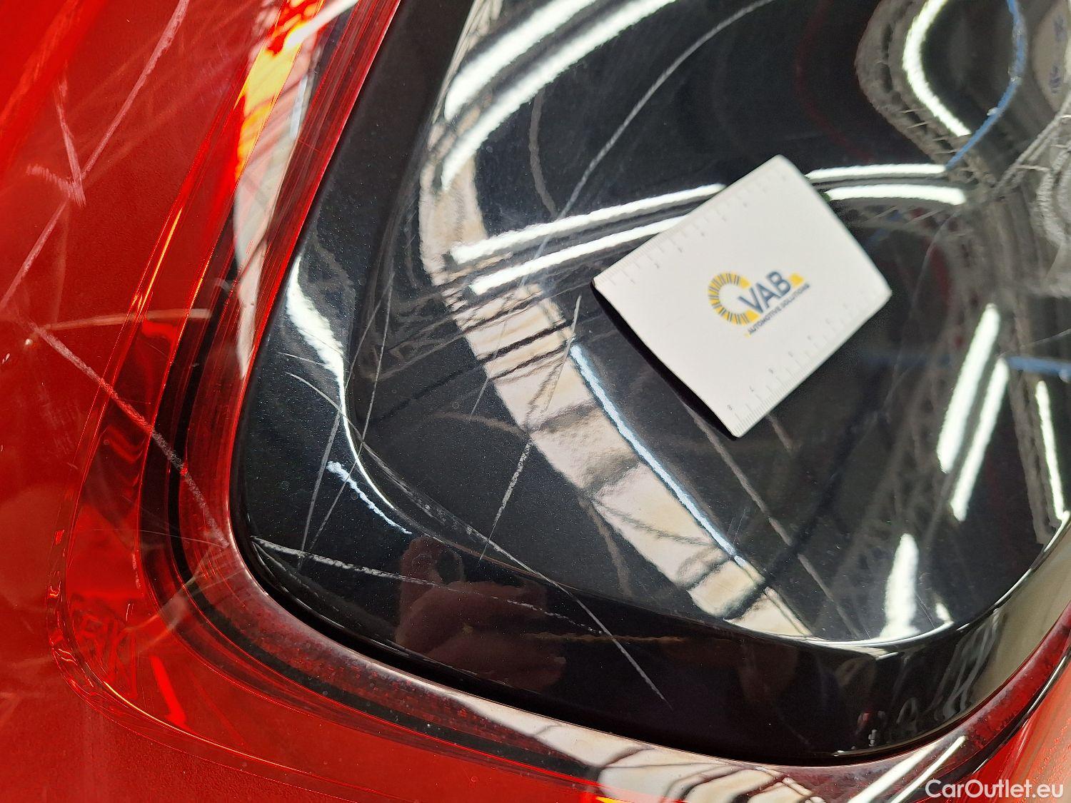  Volvo  XC 40 Volvo, XC40 '17, Volvo XC40 T3 Geartronic R-Design 5d #44