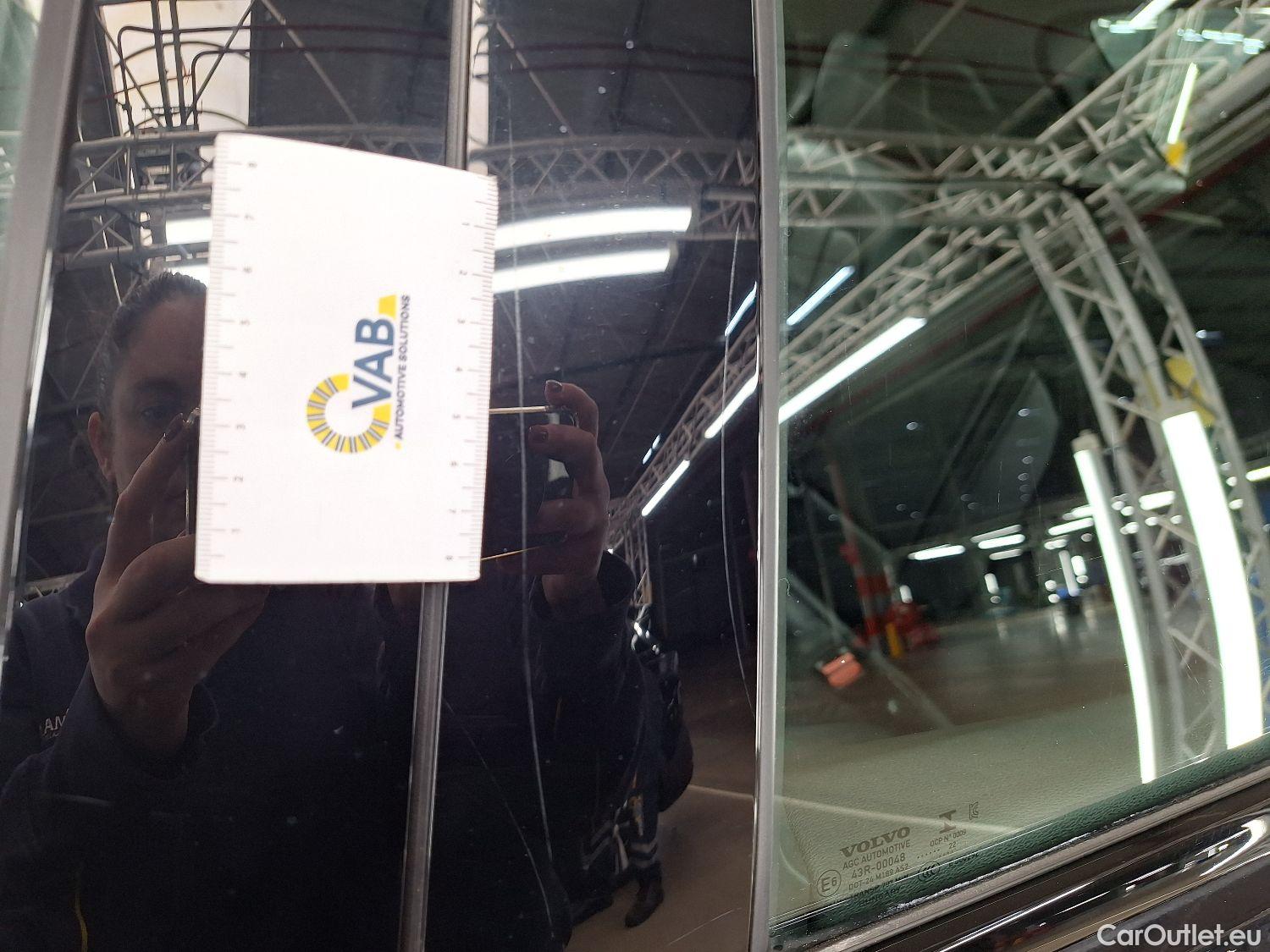  Volvo  XC 40 Volvo, XC40 '17, Volvo XC40 T3 Geartronic R-Design 5d #70