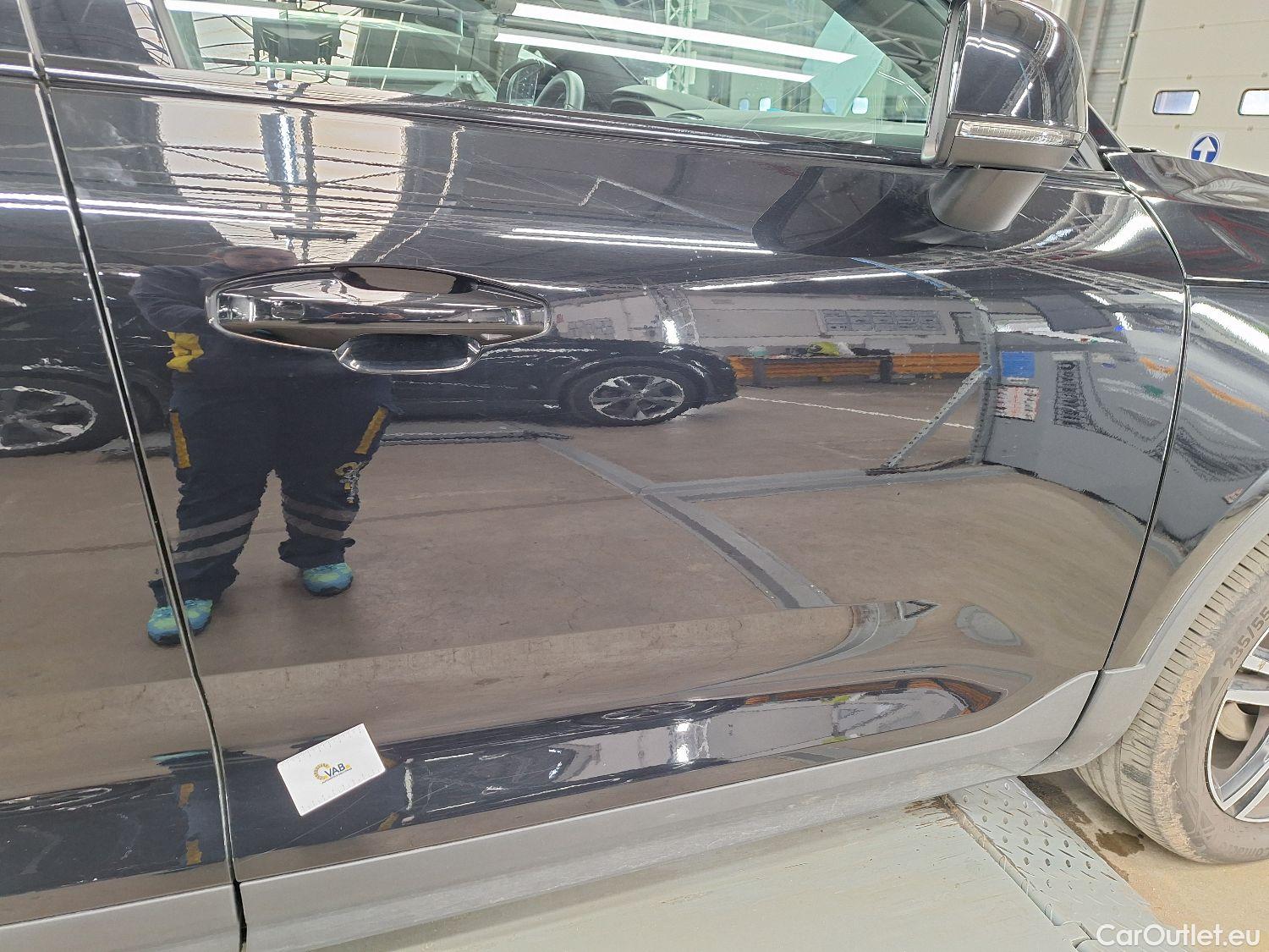  Volvo  XC 40 Volvo, XC40 '17, Volvo XC40 T3 Geartronic R-Design 5d #6