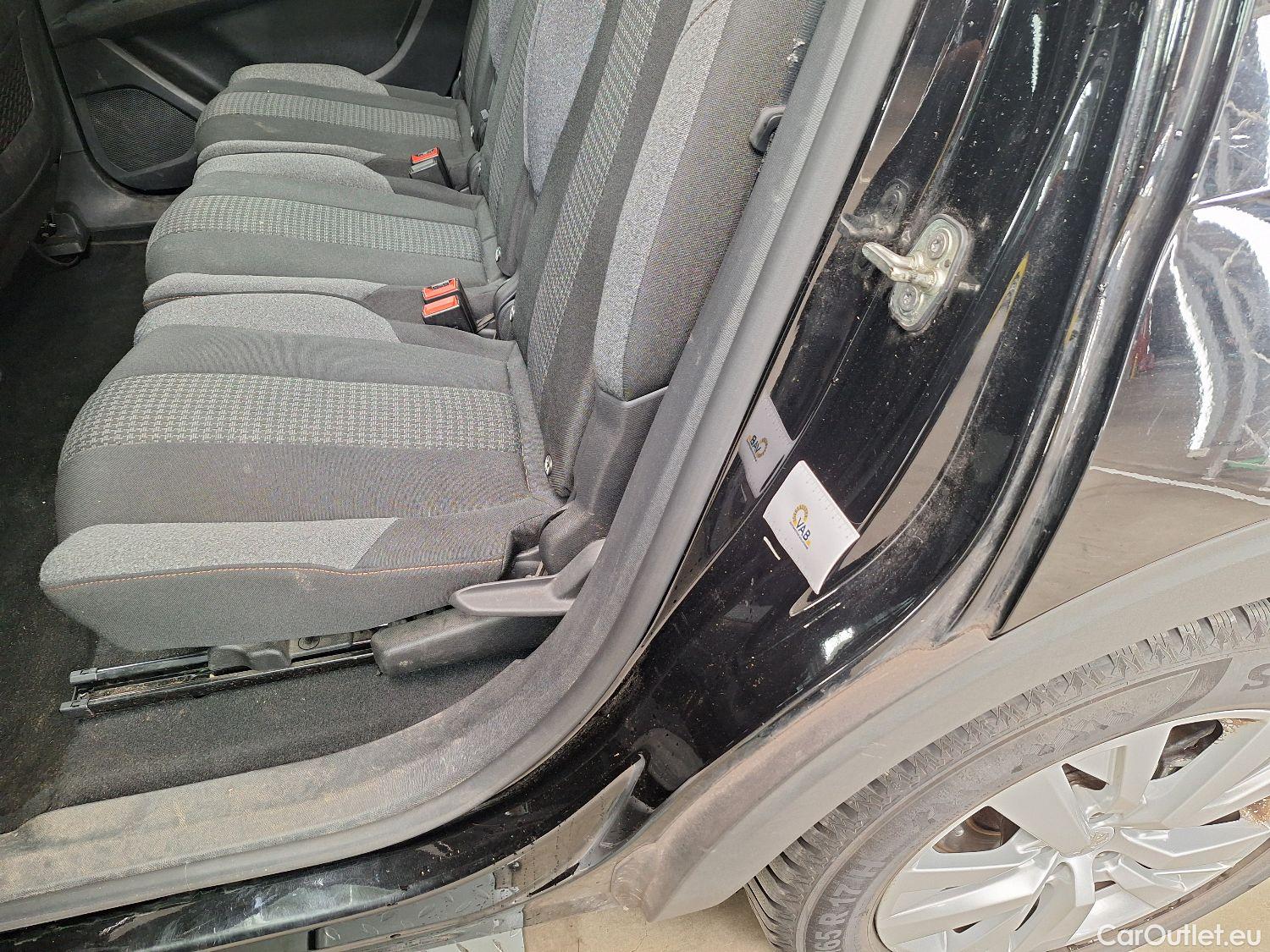  Peugeot  5008 Peugeot,  FL'20, Peugeot  1.5 BlueHDi 96kW S&S Active Pack 5d #55