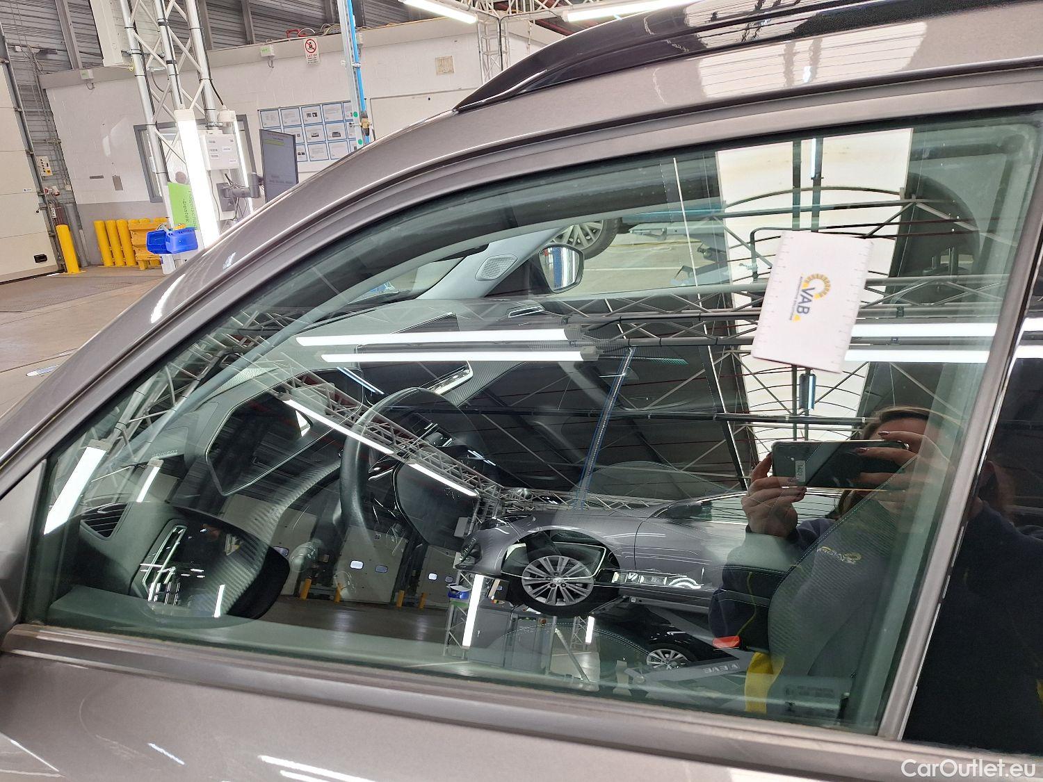  Peugeot  2008 Peugeot,  '19, Peugeot  1.5 BlueHDi 81kW S&S Allure Pack 5d #27