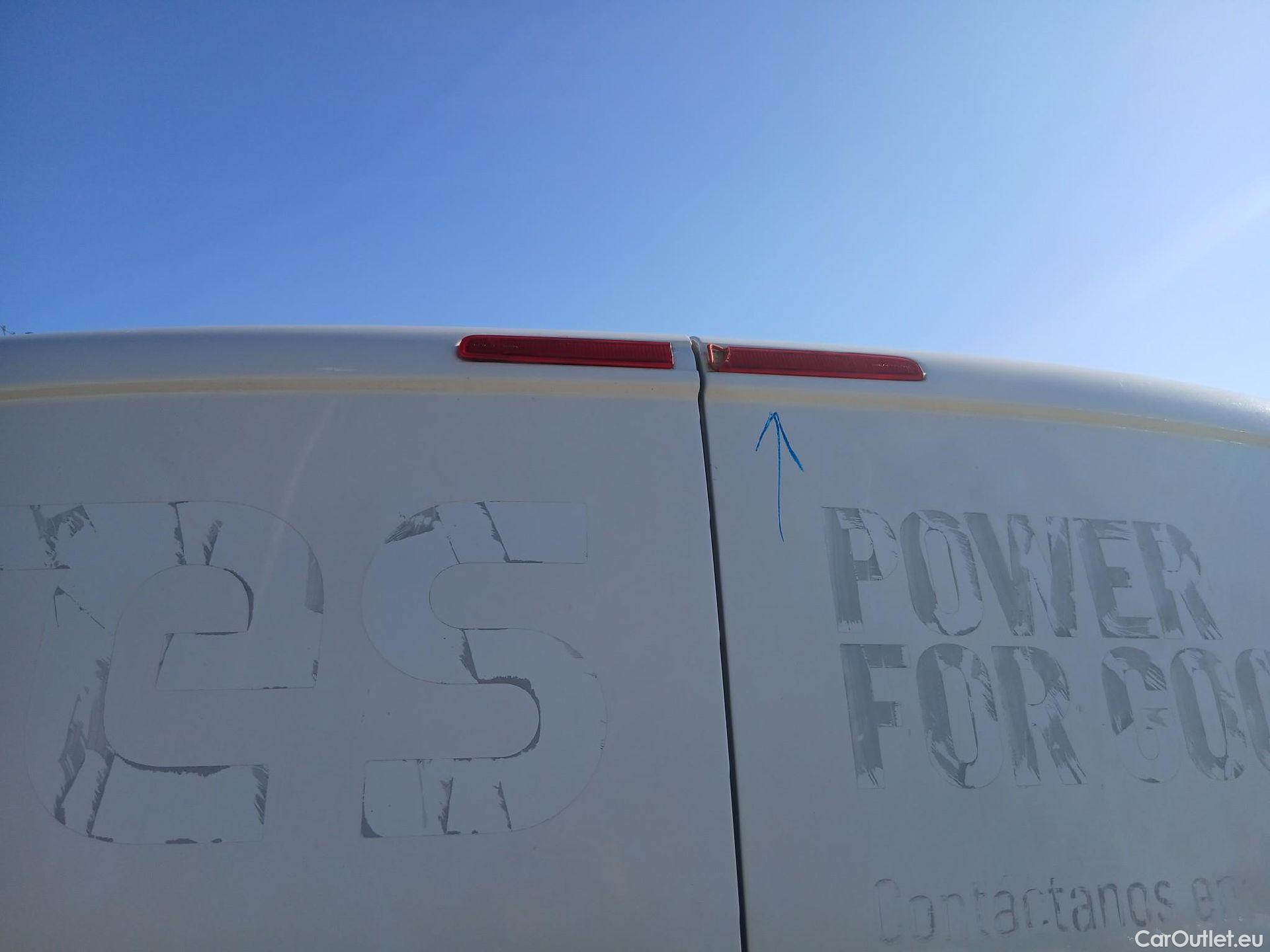  Volkswagen  Transporter VOLKSWAGEN  / 2015 / 4P / furgón Furgón Corto TN 2.0 TDI 110kW BMT 4Mot #17