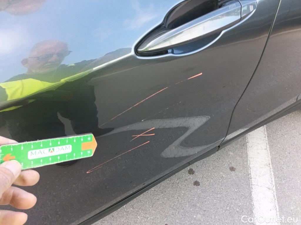  Bmw  X2 BMW  / 2017 / 5P / todoterreno sDrive18d (AC) #9